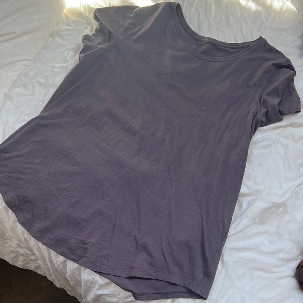 Lululemon T - shirt